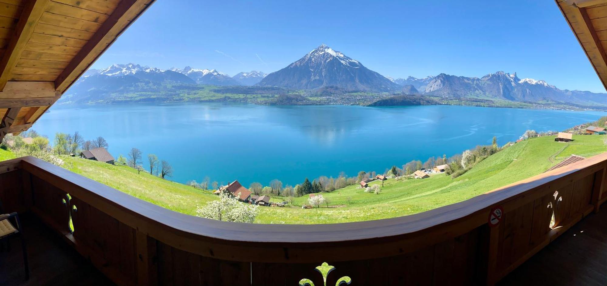 Chalet Egglen "Typical Swiss House, Best Views, Private Jacuzzi" Sigriswil Exterior foto