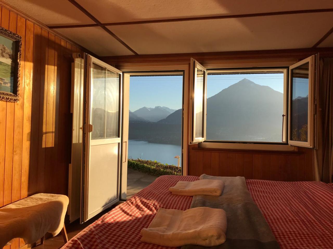 Chalet Egglen "Typical Swiss House, Best Views, Private Jacuzzi" Sigriswil Exterior foto